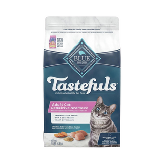 Blue Buffalo Sensitive Stomach Chicken and Brown Rice Dry Cat Food